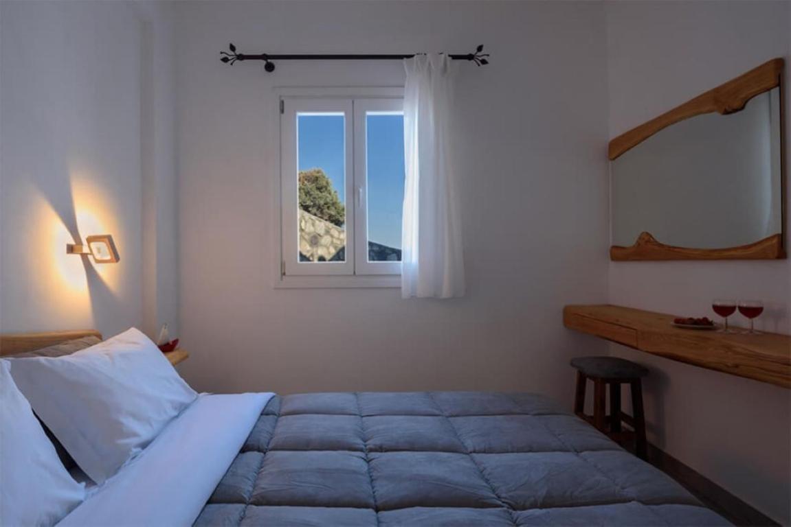Κalamitsi Rooms & Apartments Kímolos エクステリア 写真