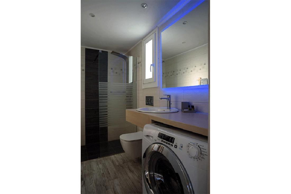 Κalamitsi Rooms & Apartments Kímolos エクステリア 写真