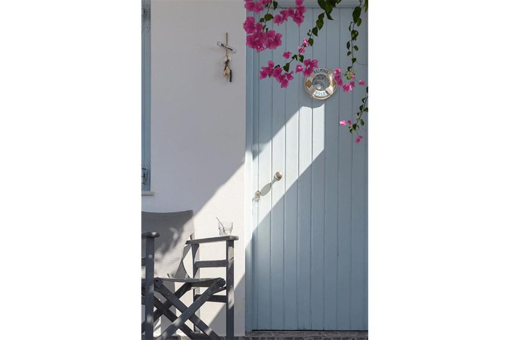 Κalamitsi Rooms & Apartments Kímolos エクステリア 写真